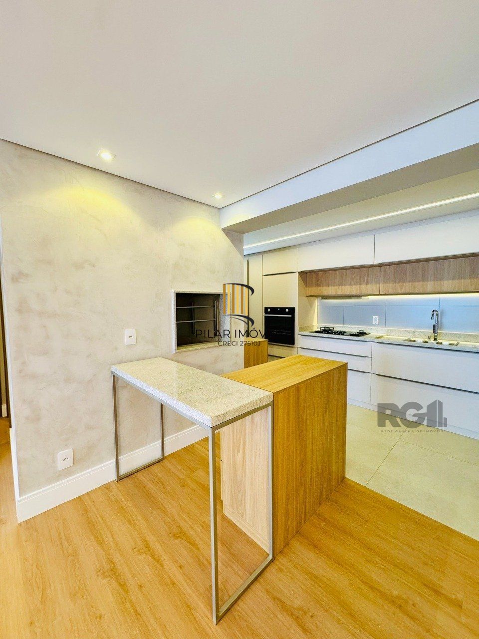 Apartamento 3 dormitórios no bairro Três Figueiras