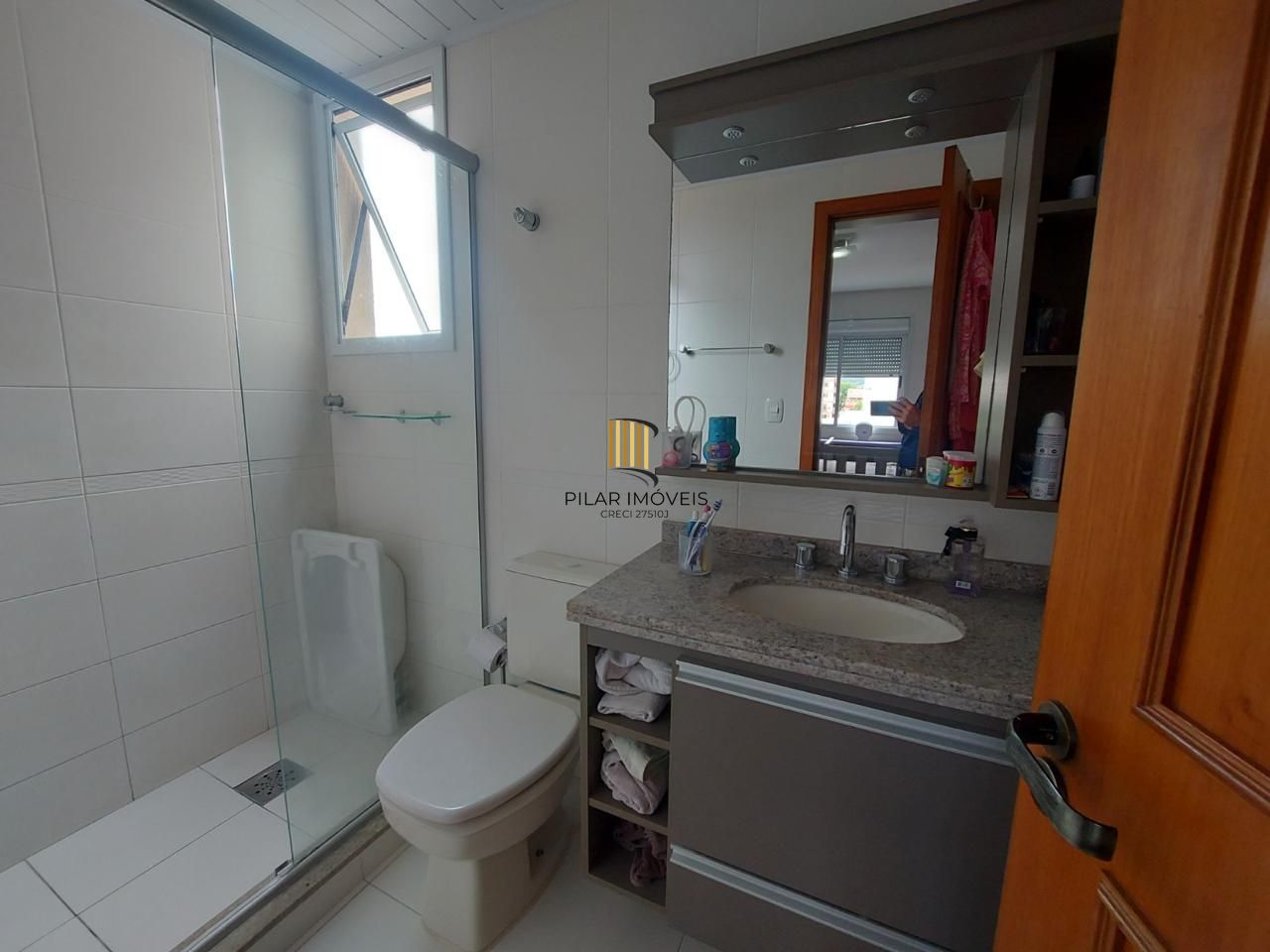 2 Dorm c/ Suíte, elevador e 2 Vagas Lado a Lado – 75m2 no Jardim Botânico