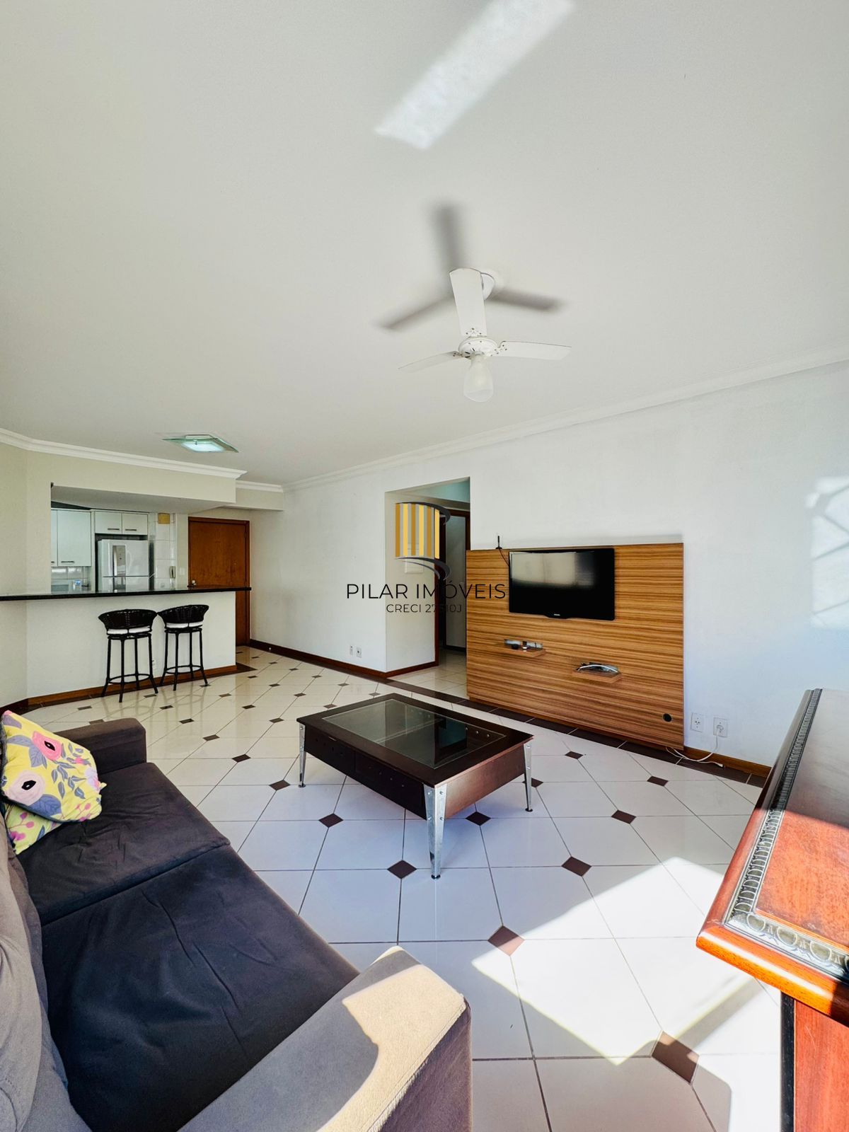 🏙️ Apartamento mobiliado à venda no coração do Petrópolis – Porto Alegre