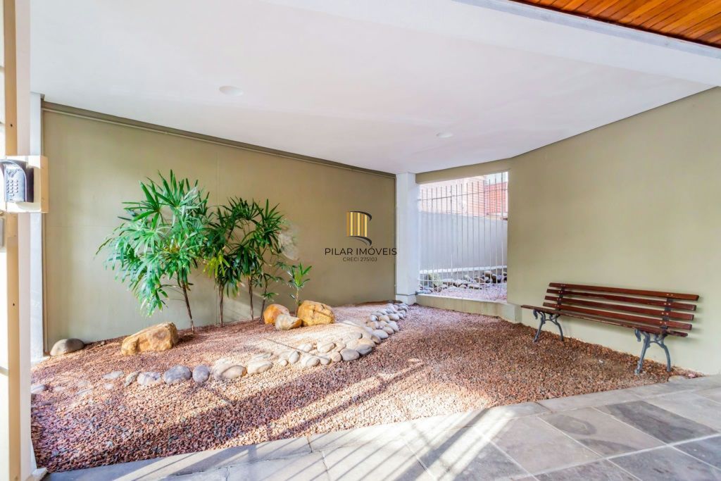 Bela Vista: Apartamento com 2 Dormitórios e 2 Vagas em Localização Privilegiada