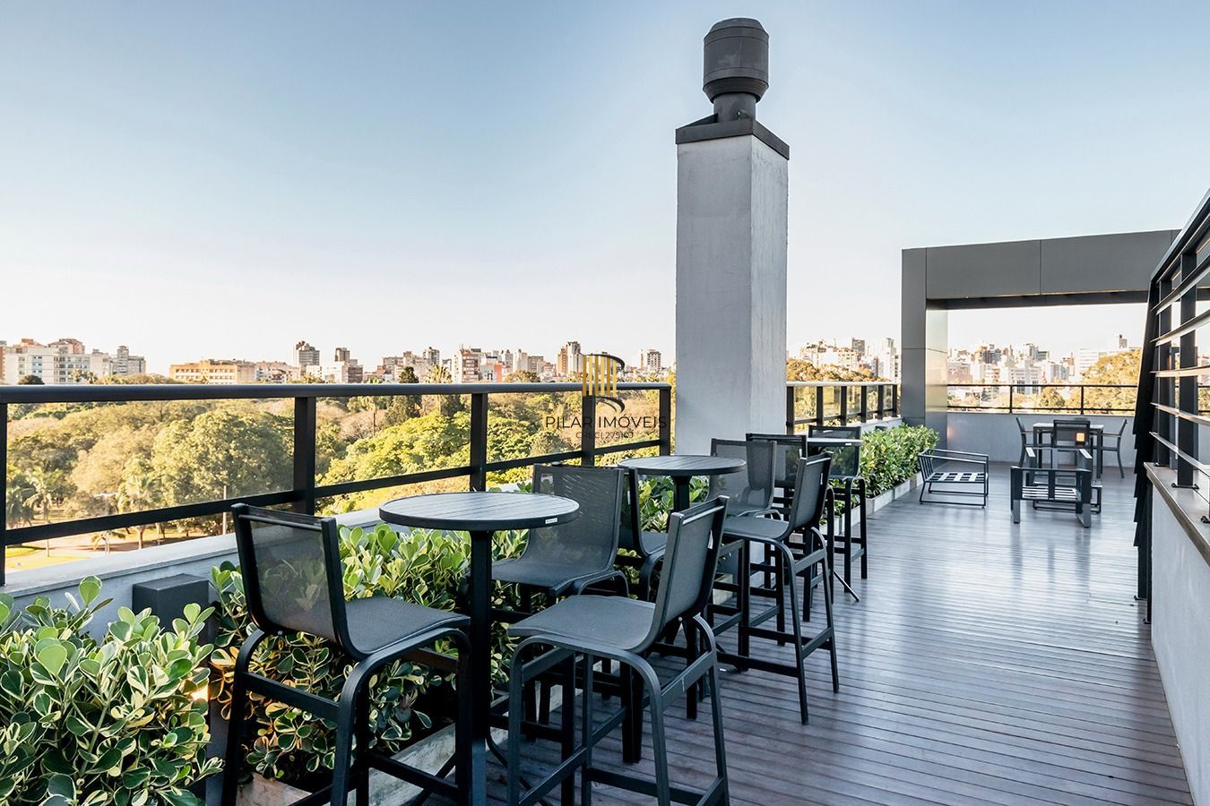 Apartamento decorado e equipado