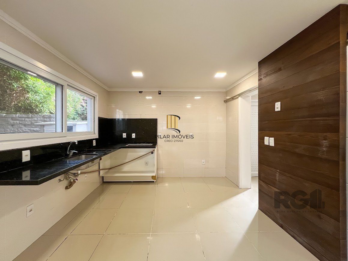 Casa Condominio 3 Dormitório(s) Bairro Querência