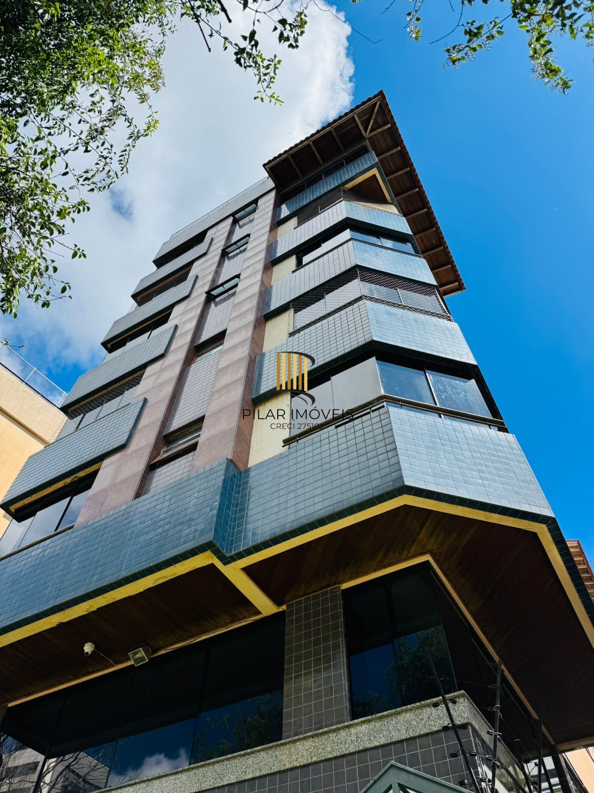 Apartamento 2 Dormitórios com suíte no Petrópolis