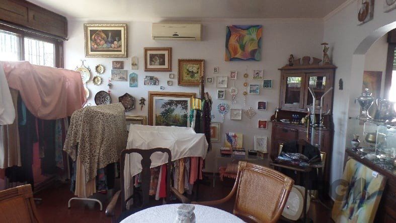 Casa 4 Dormitório(s) Bairro Chácara das Pedras