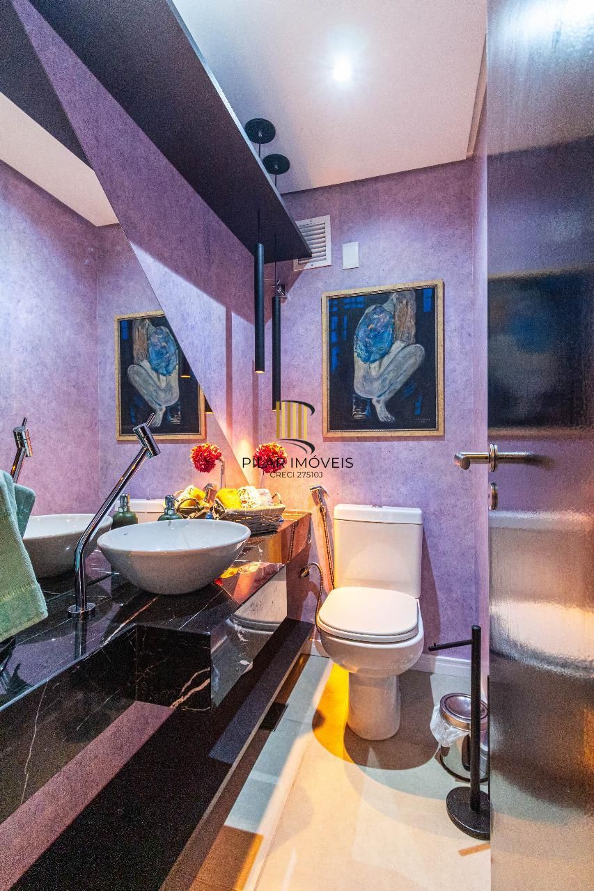 Apartamento de 1 dormitório mobiliado no pornto mais alto do Petrópolis,