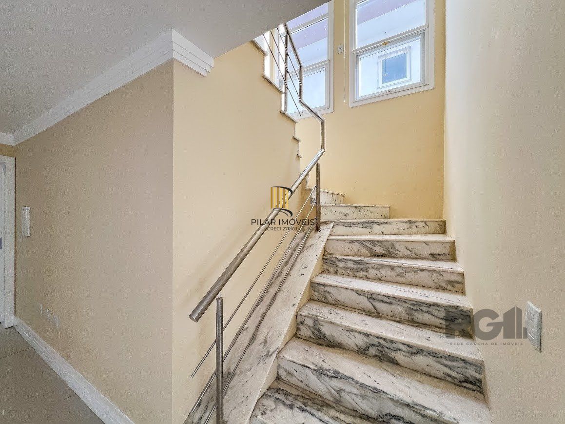 Casa Condominio 3 Dormitório(s) Bairro Querência