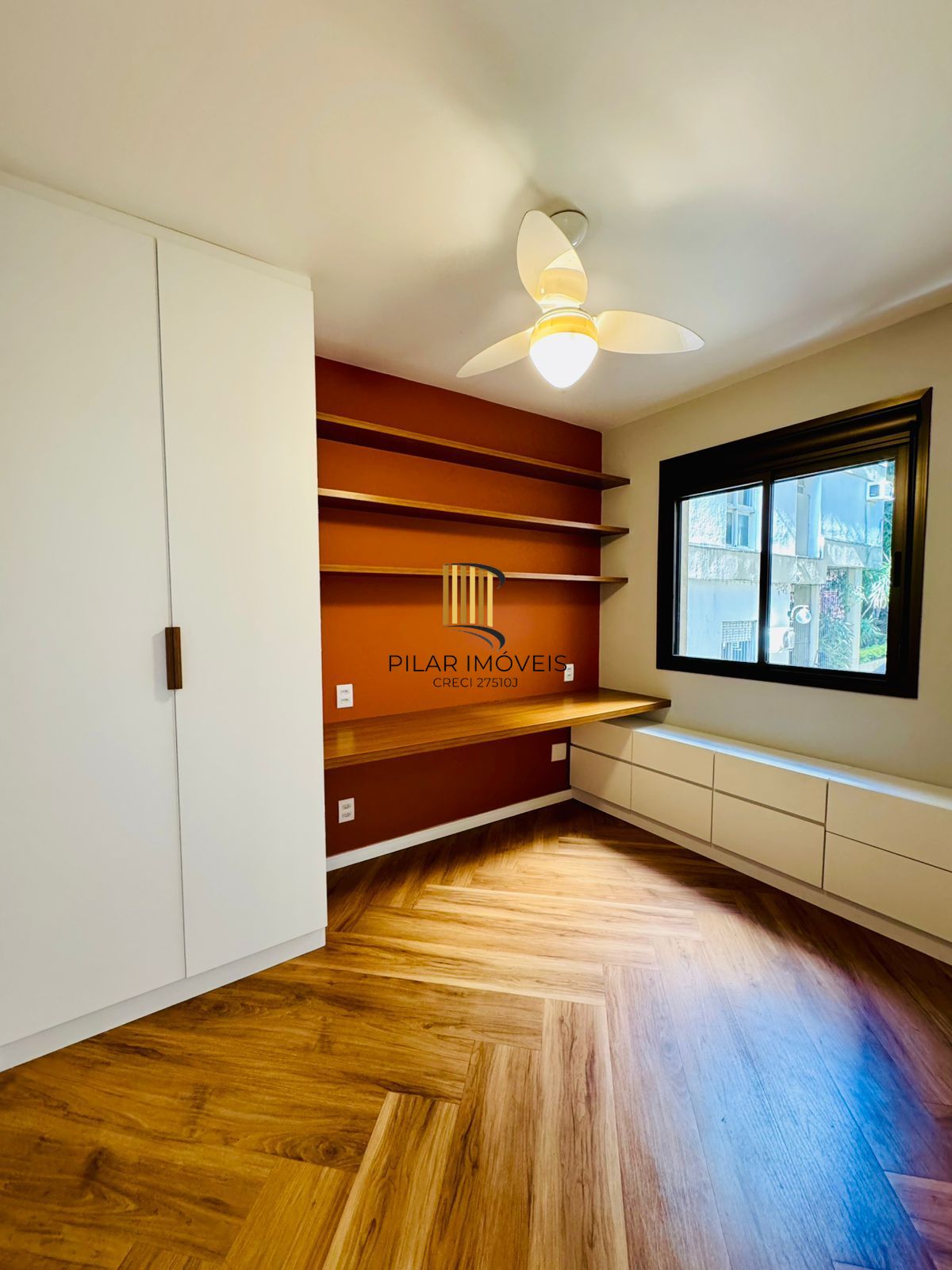 Apartamento Garden à Venda no Petrópolis – 2 Dormitórios, Suíte e 2 Vagas | Porto Alegre