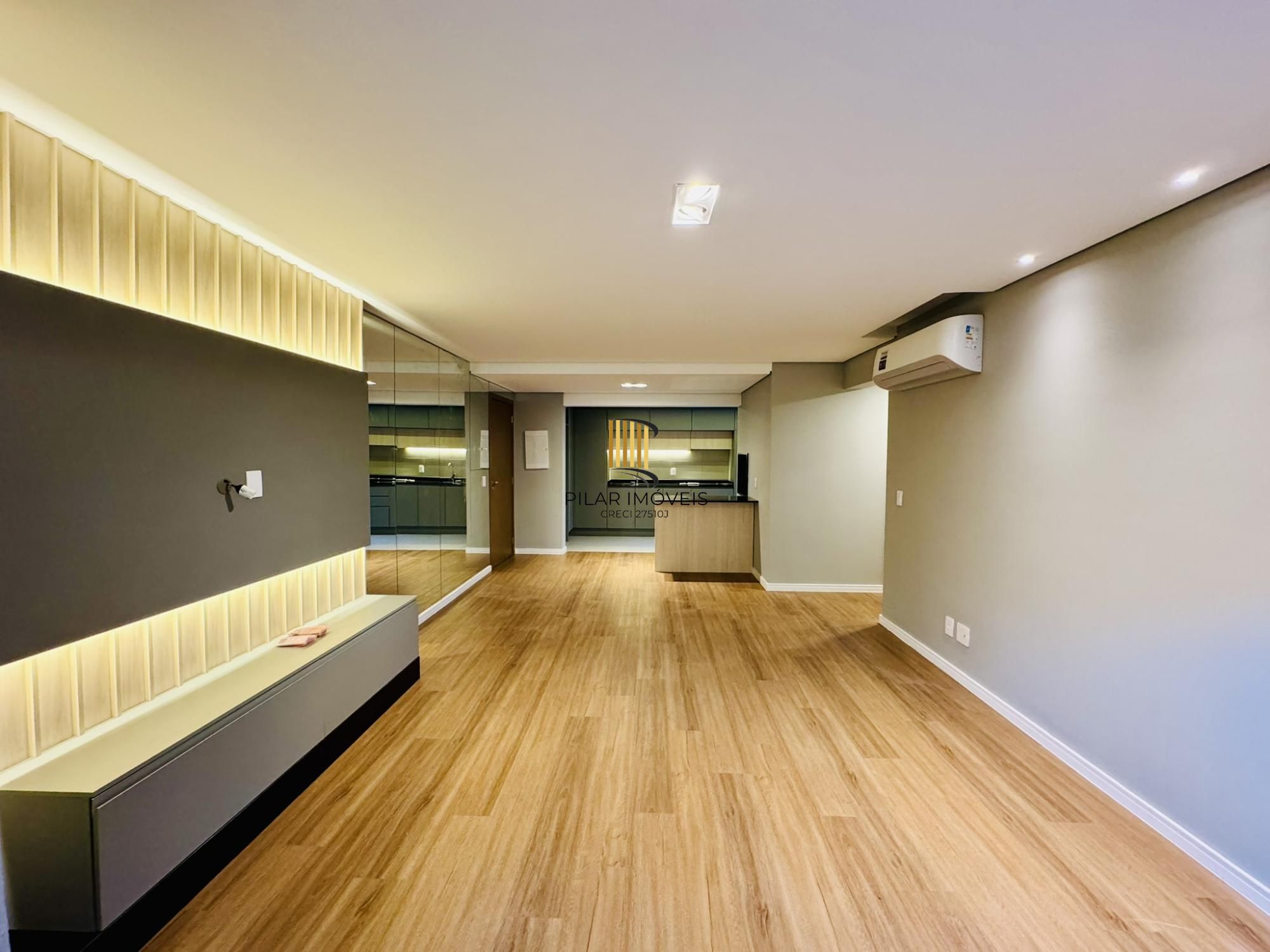 Apartamento 3 Dormitório(s) Bairro Três Figueiras