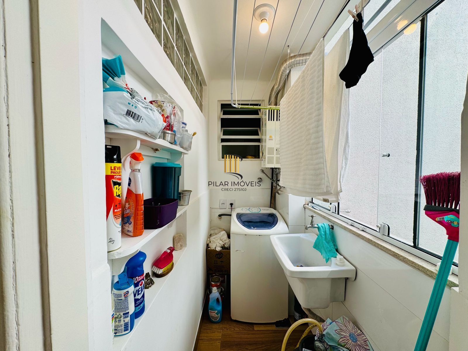 Excelente Apartemento 2 dorm com duas suites e lavabo