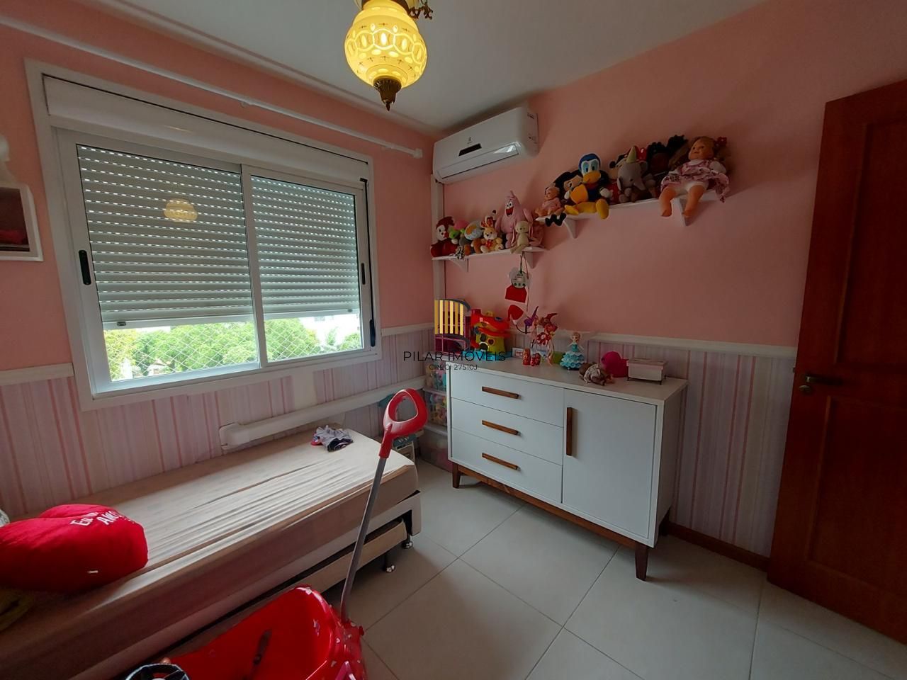 2 Dorm c/ Suíte, elevador e 2 Vagas Lado a Lado – 75m2 no Jardim Botânico