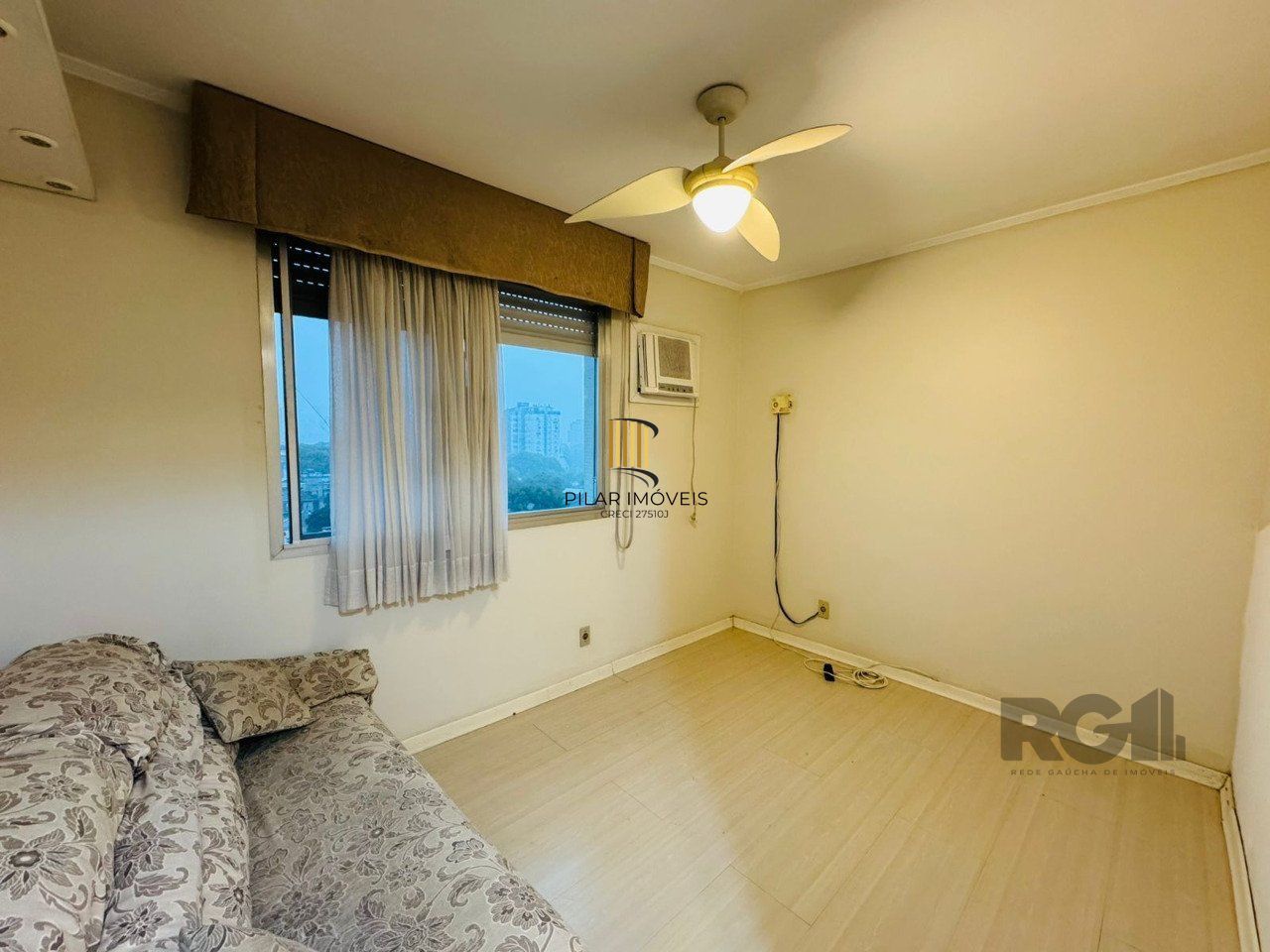 Apartamento 2 dormitórios no bairro Azenha