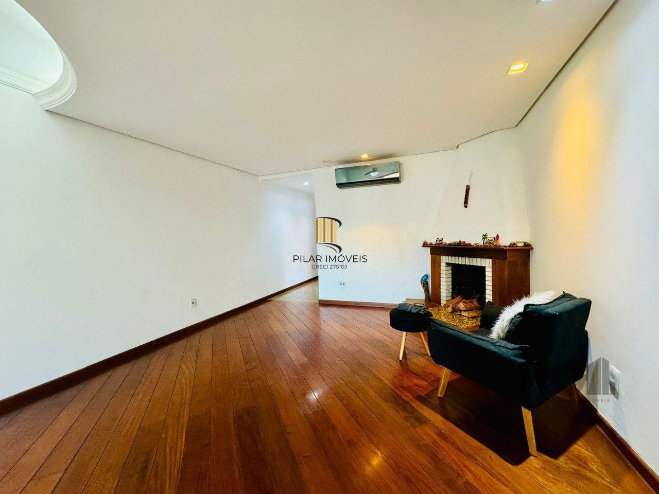 Apartamento 3 dormitorios com duas vagas escrituradas