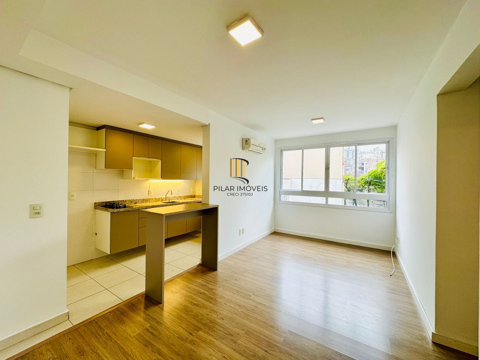 Apartamento 3 dormitórios com 1 suíte no bairro Petrópolis em Porto Alegre. - Pilar Imóveis