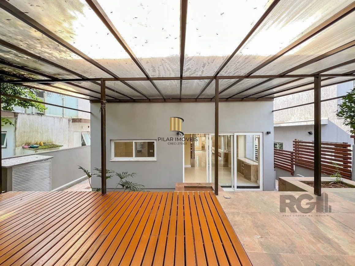 Casa Condominio 3 Dormitório(s) Bairro Querência