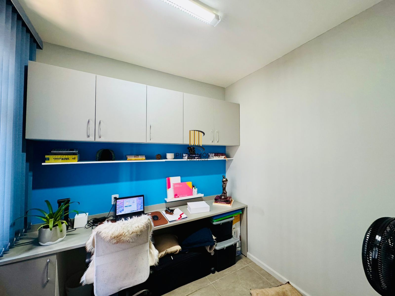 2 dormitórios com sacada integrada, churrasqueira com home office com vaga