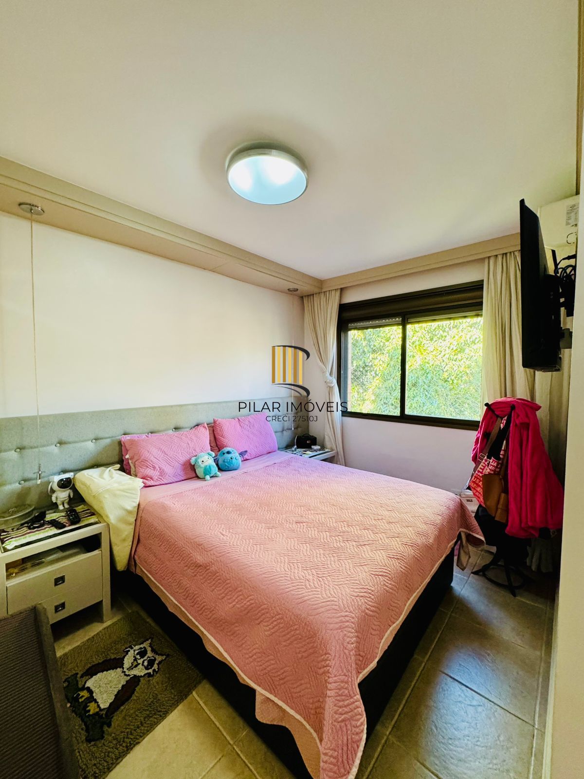 Cobertura no Coração do Petrópolis – 140m² de Conforto e Charme