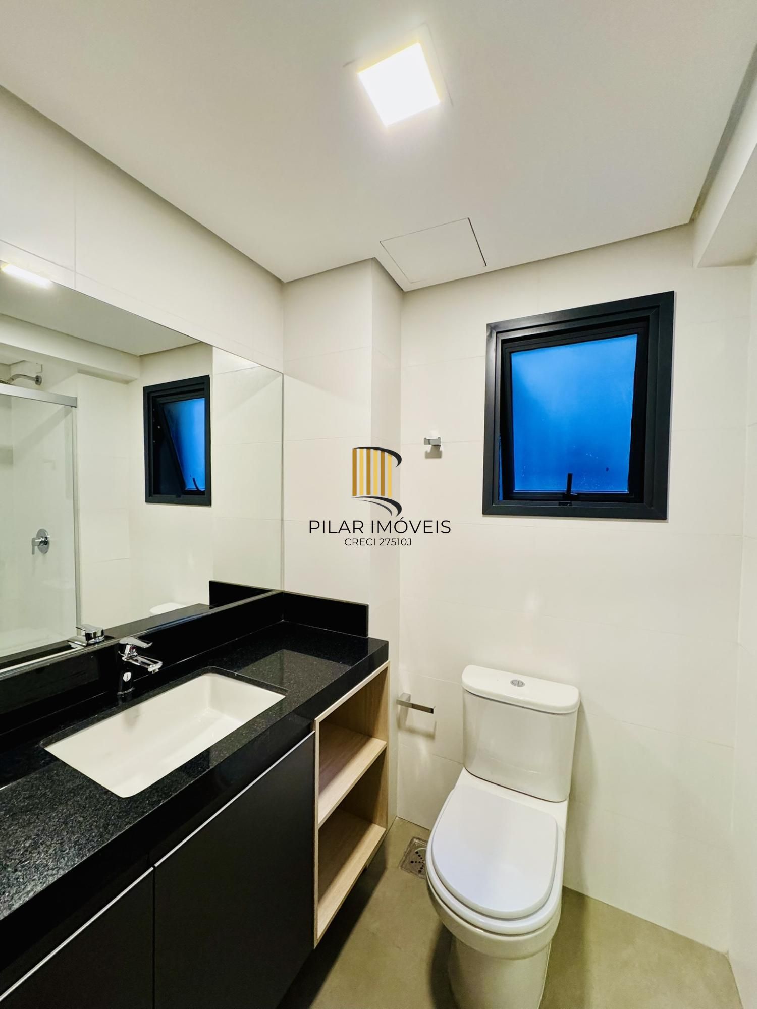 Apartamento 3 Dormitório(s) Bairro Três Figueiras