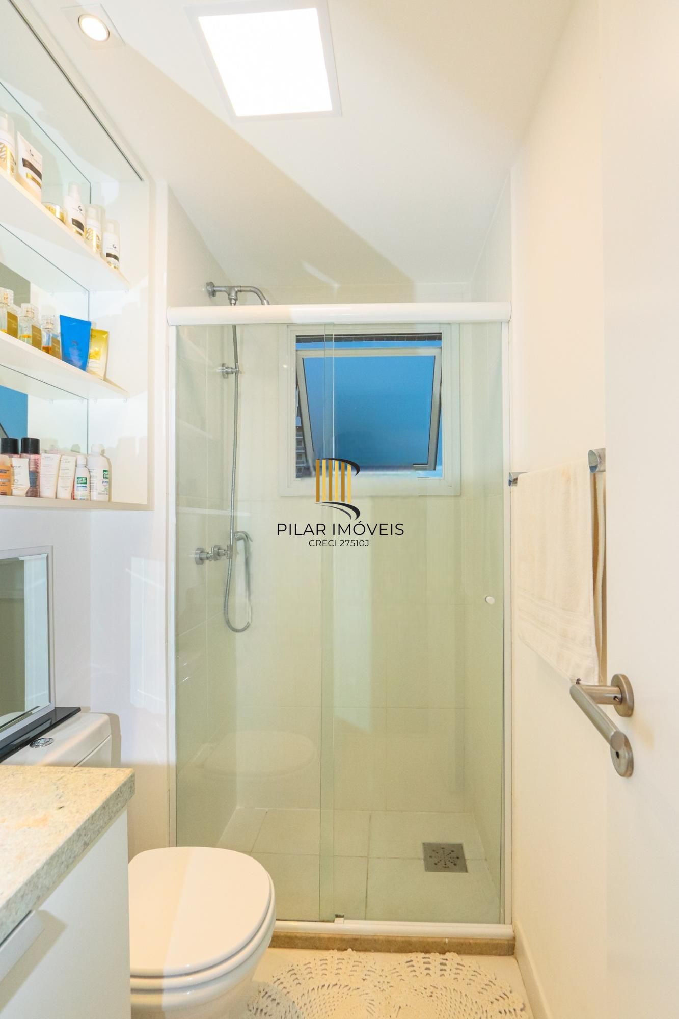 Apartamento semimobiliado e decorado no Central Parque | 127 m² | 3 suítes | 2 vagas