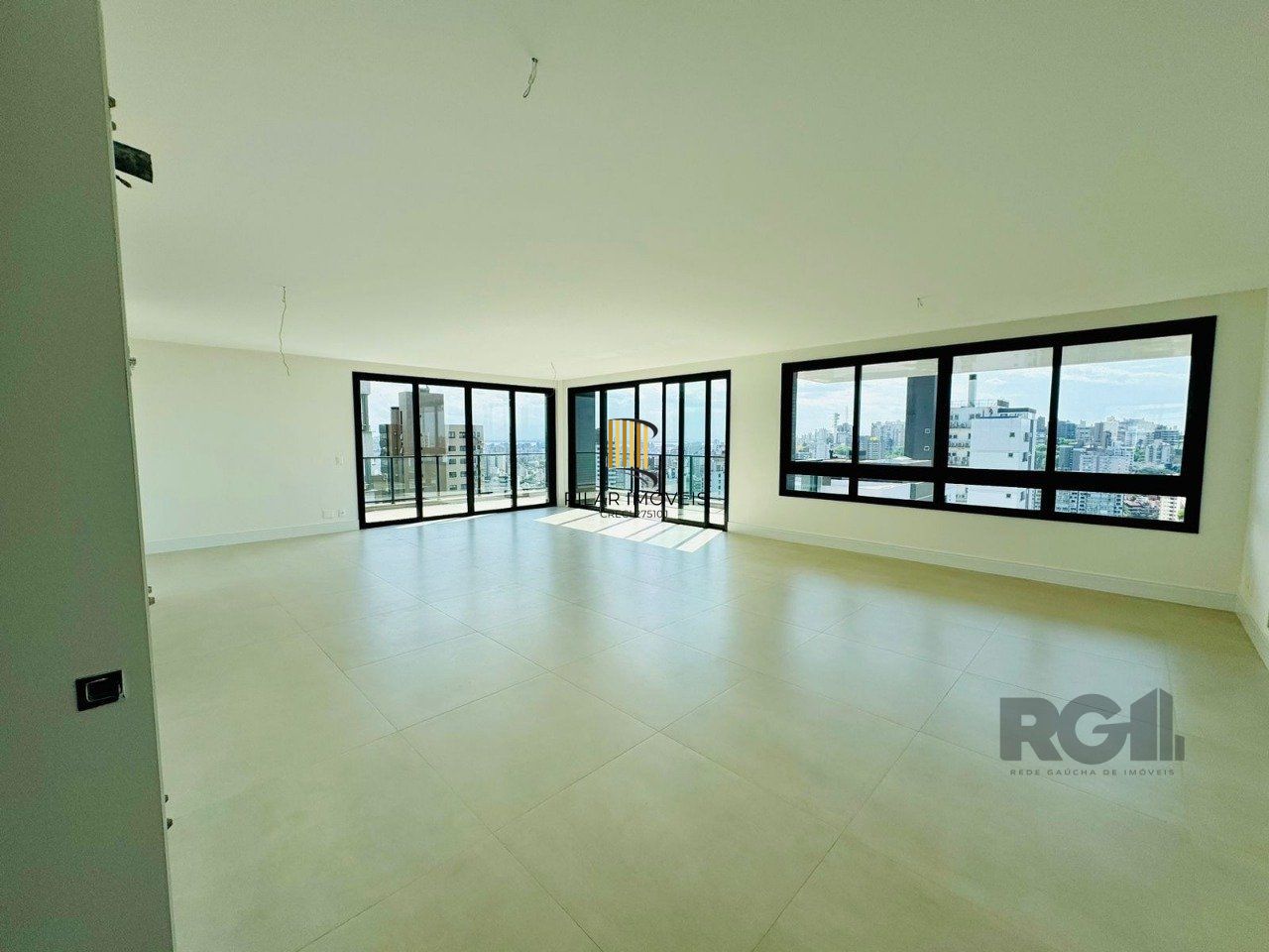 Apartamento 3 dormitórios no bairro Petrópolis