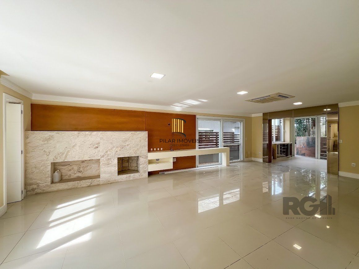 Casa Condominio 3 Dormitório(s) Bairro Querência