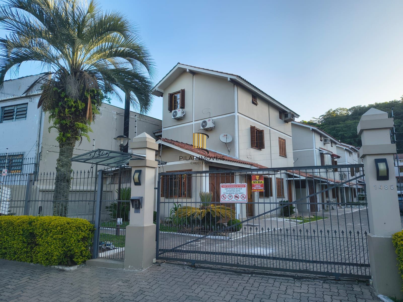 Sobrado em condominio - Pilar Imóveis