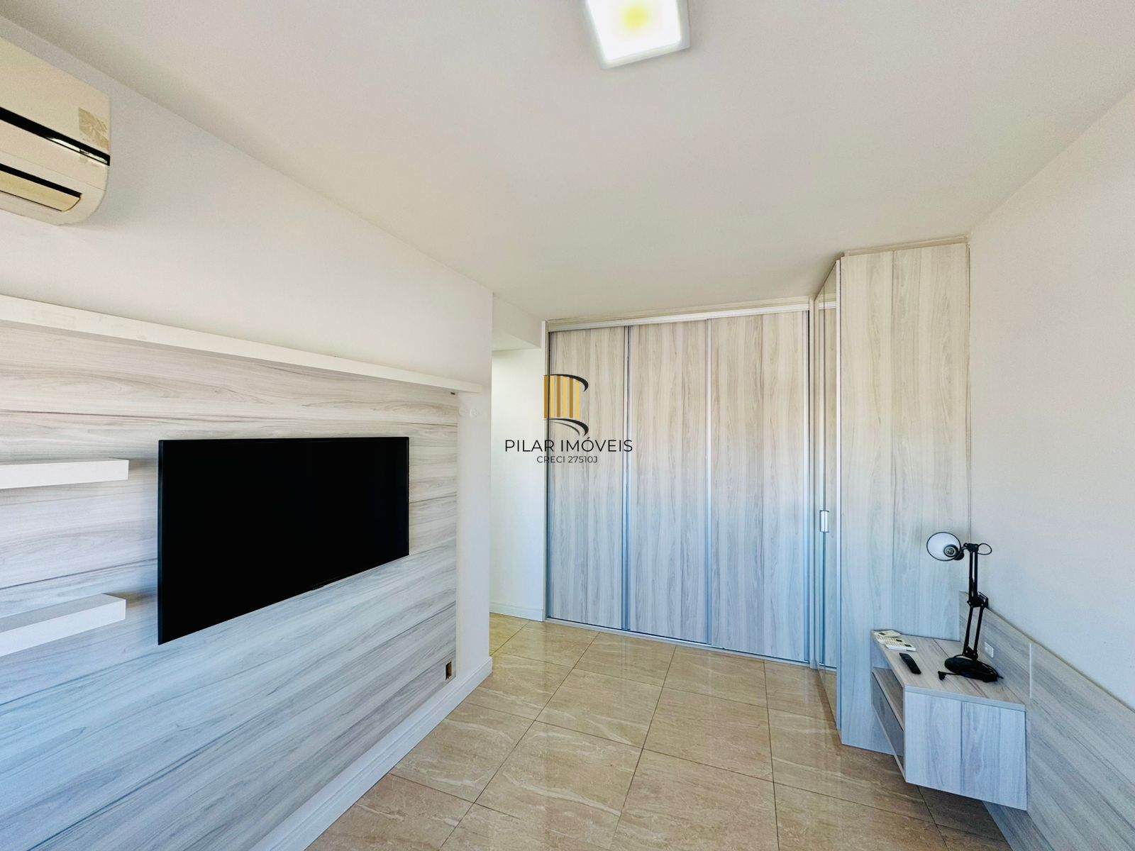 3 dormitórios, andar alto, mobiliado com lazer completo!