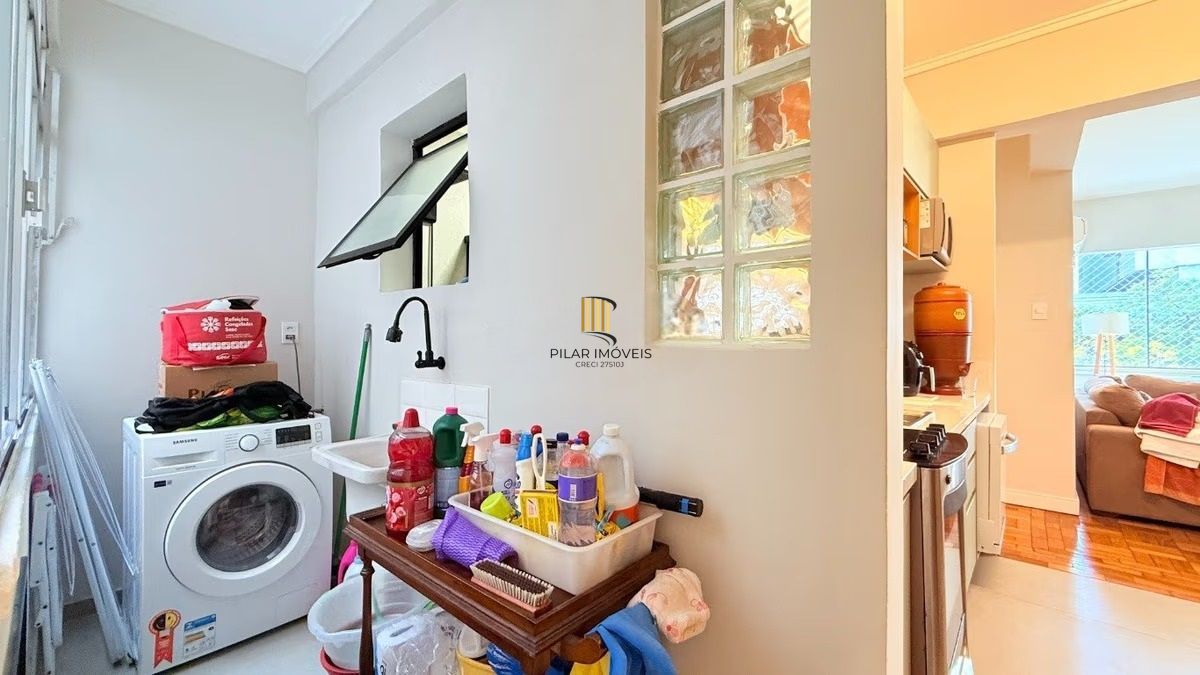 Apartamento Reformado com 3 Quartos e Sacada no Coração do Bom Fim, Próximo à Redenção