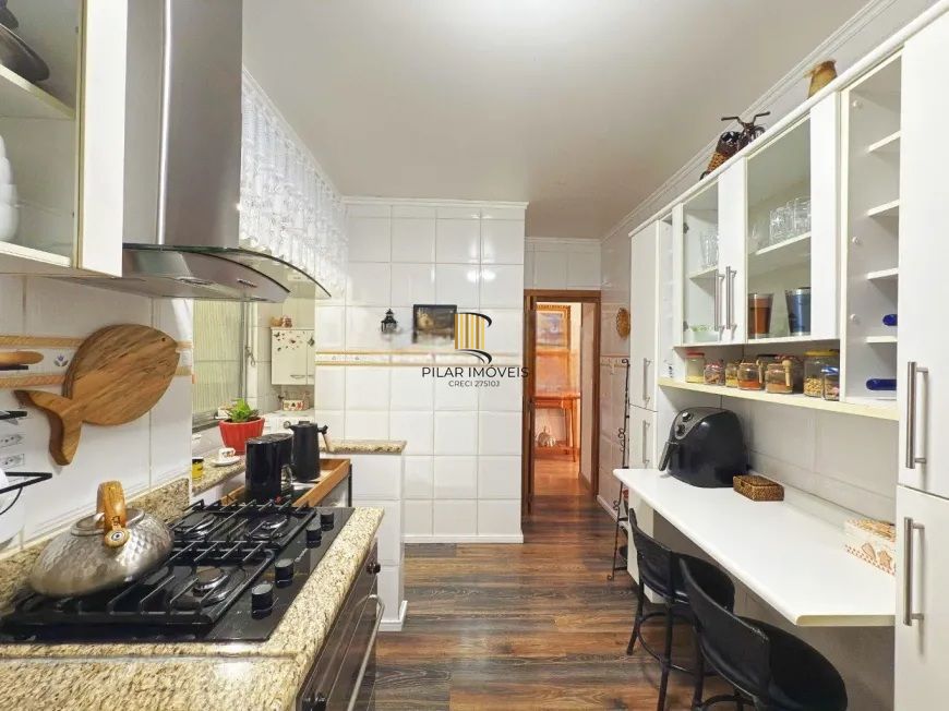 Apartamento 3 Dormitórios com 110m² no Menino Deus