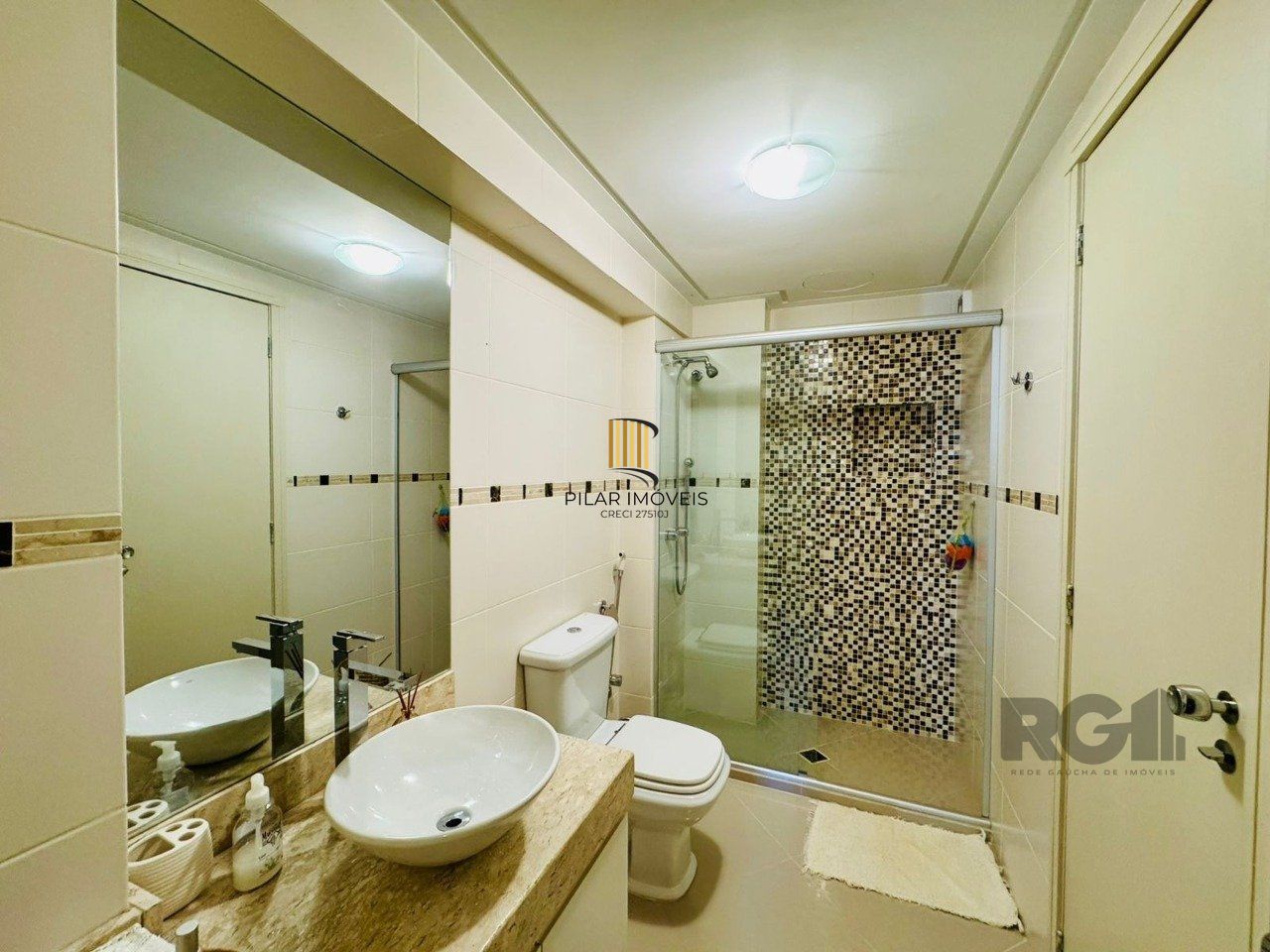 Apartamento 3 dormitórios no bairro Mont Serrat