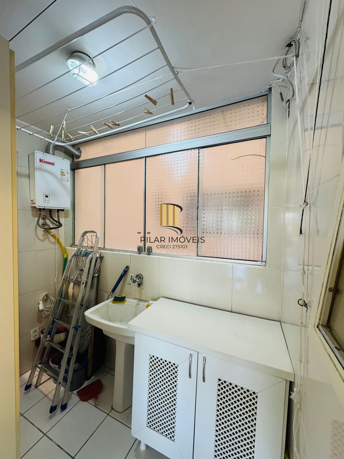 Apartamento 3 dormitórios com suíte e vaga coberta