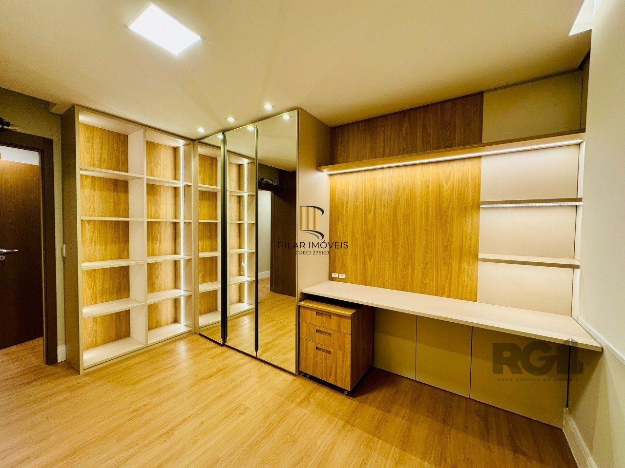 Apartamento 3 dormitórios no bairro Três Figueiras