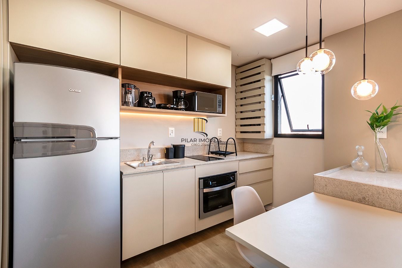 Apartamento decorado e equipado