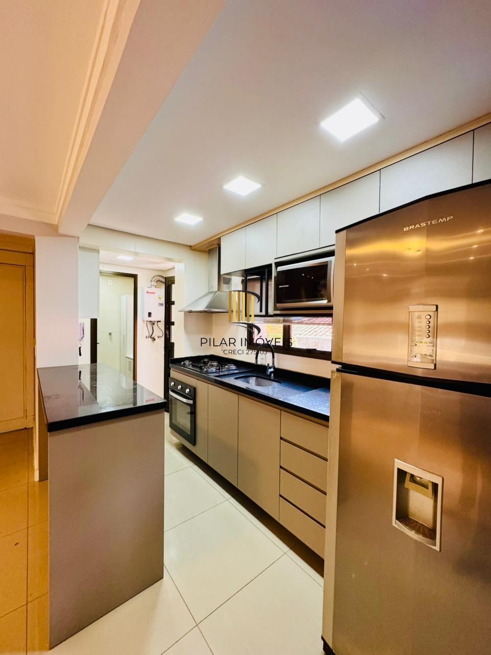 2 Dormitórios Semi Mobiliado com Churrasqueira e Vaga no Coração do Bairro Petrópolis