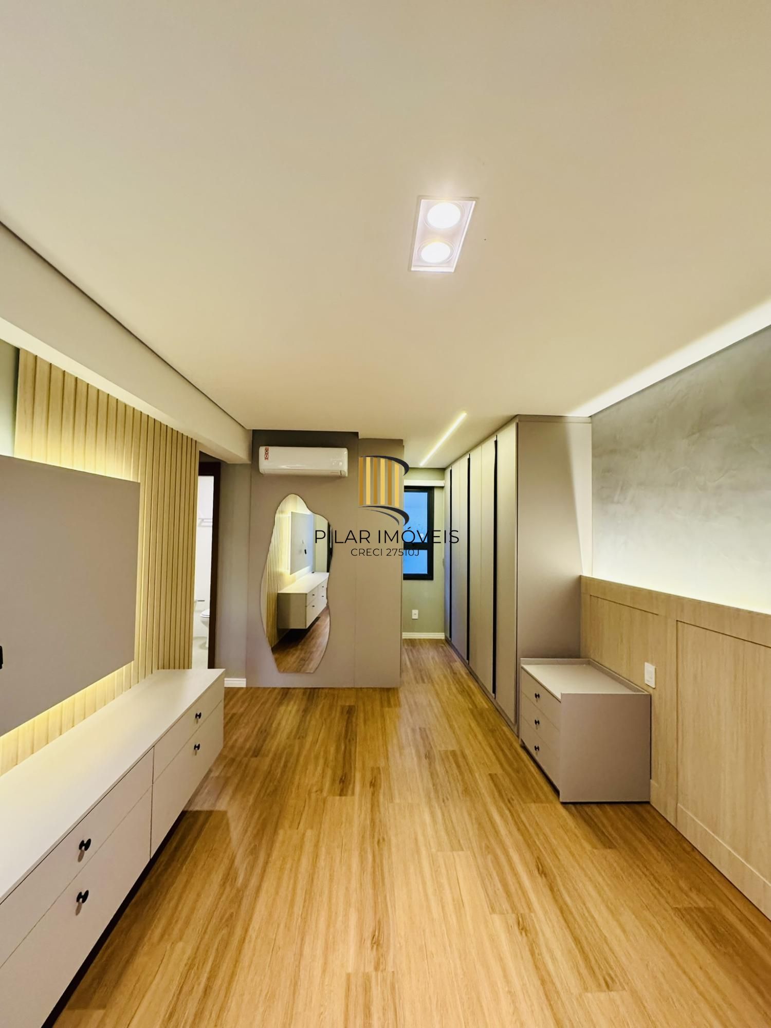 Apartamento 3 Dormitório(s) Bairro Três Figueiras