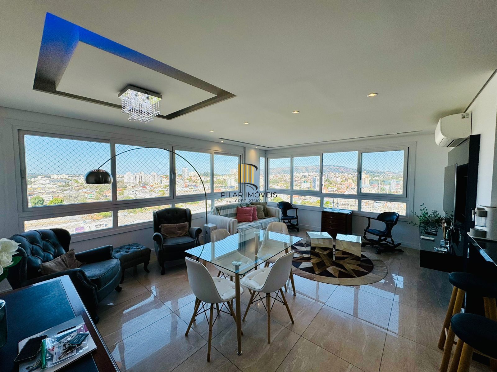 3 dormitórios, andar alto, mobiliado com lazer completo!