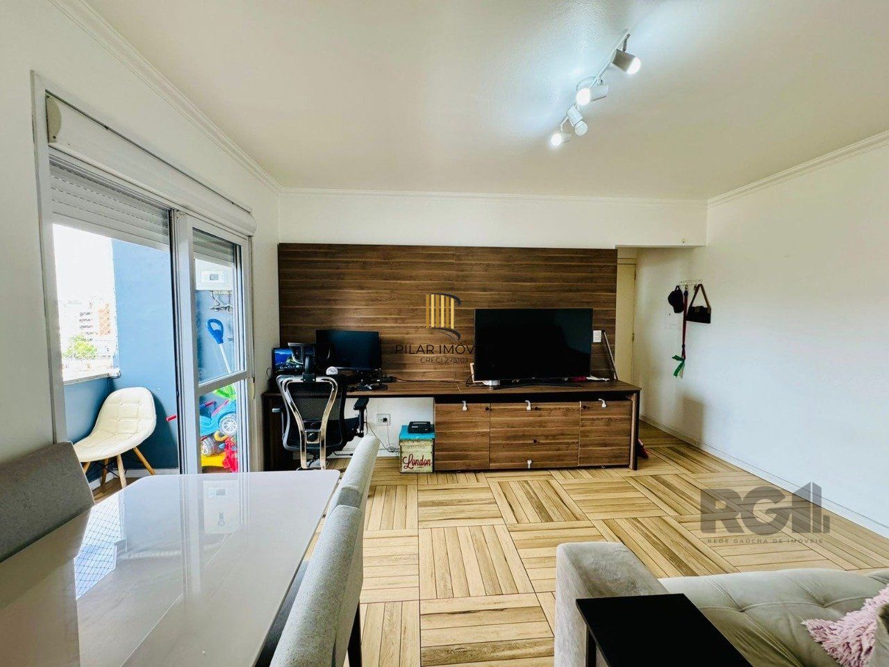 Apartamento 2 dormitórios no bairro Farroupilha
