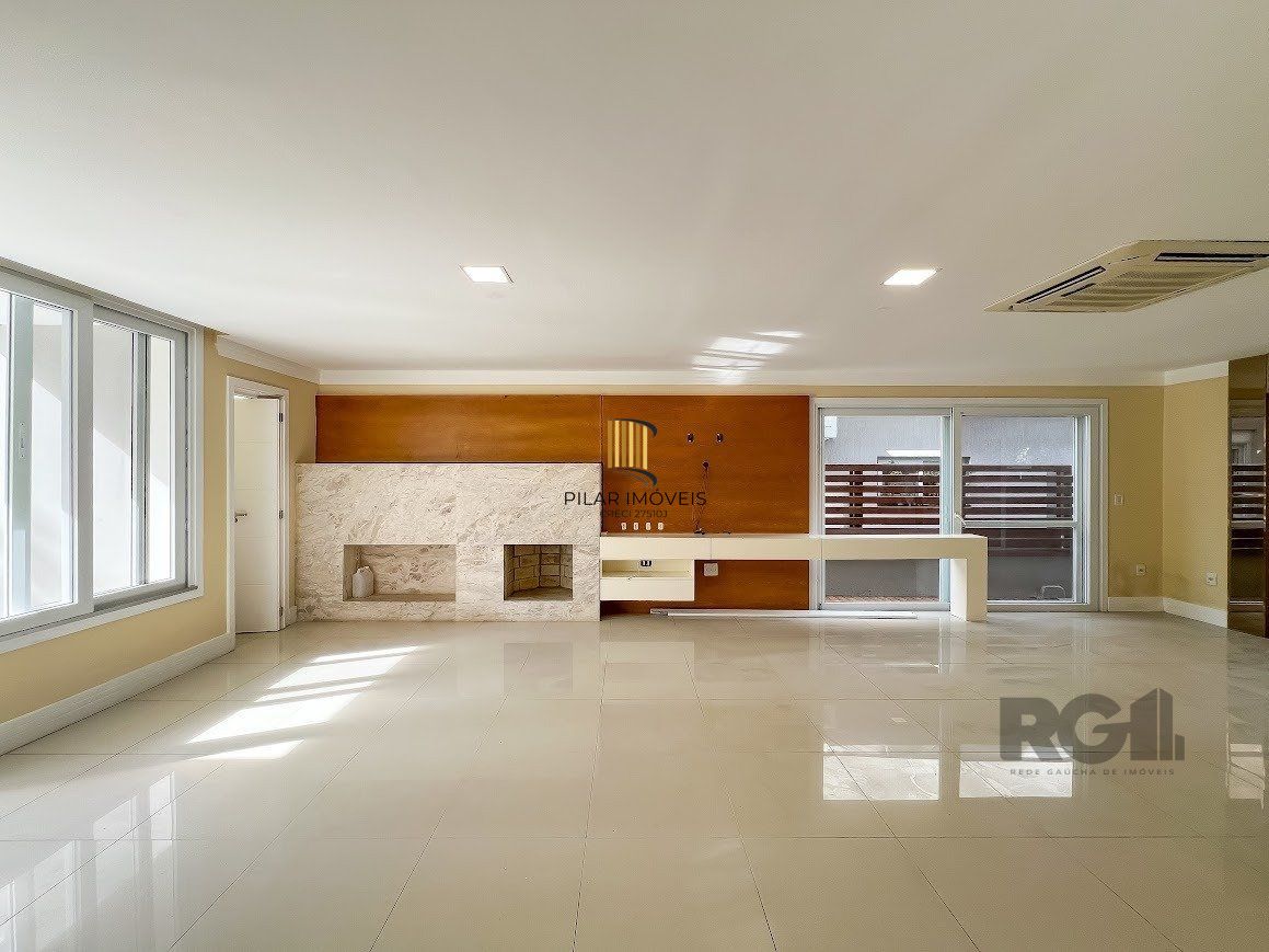 Casa Condominio 3 Dormitório(s) Bairro Querência