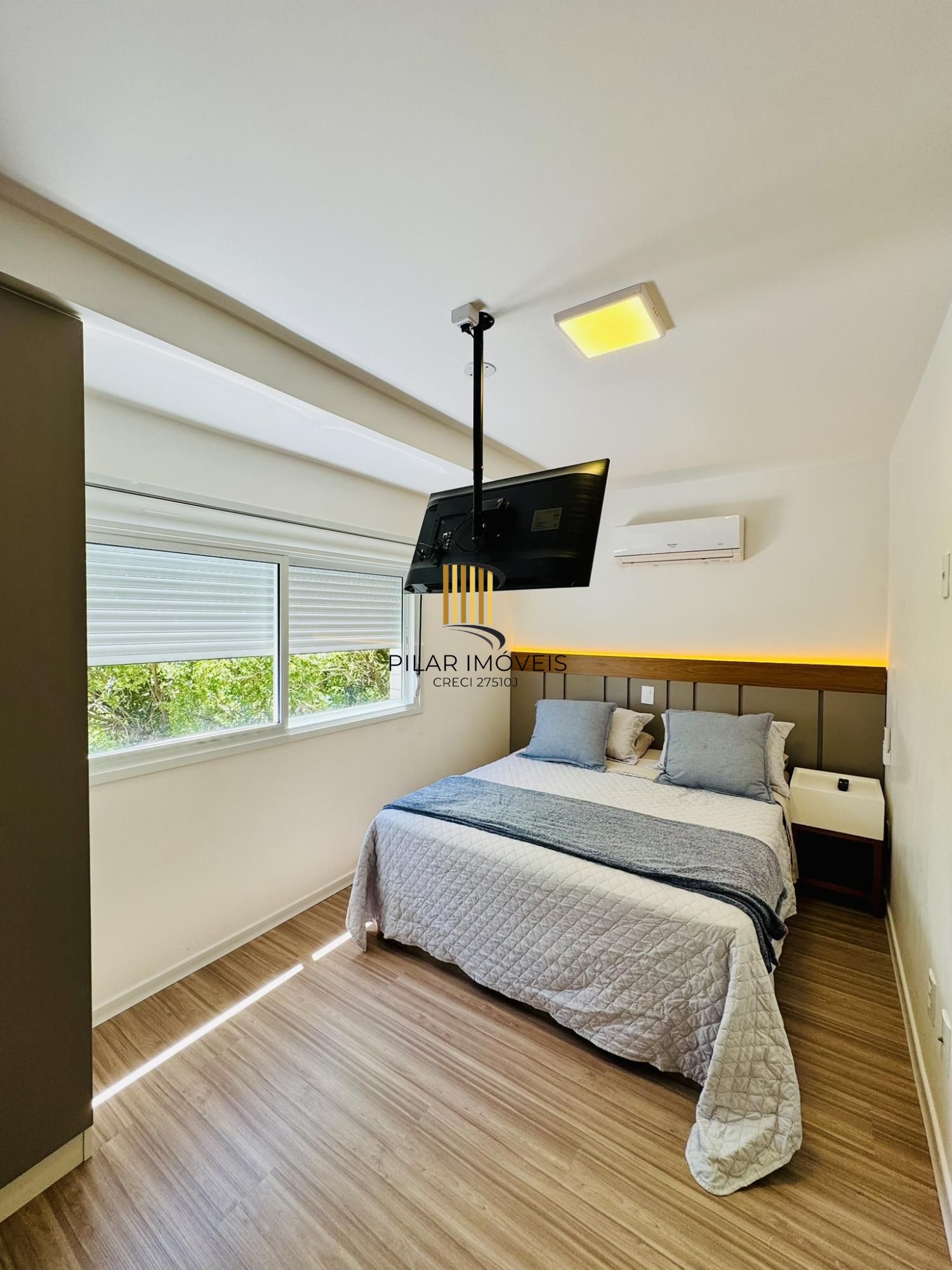 Pronto para Morar! 2 Dormitórios Mobiliado, 2 vagas de garagem