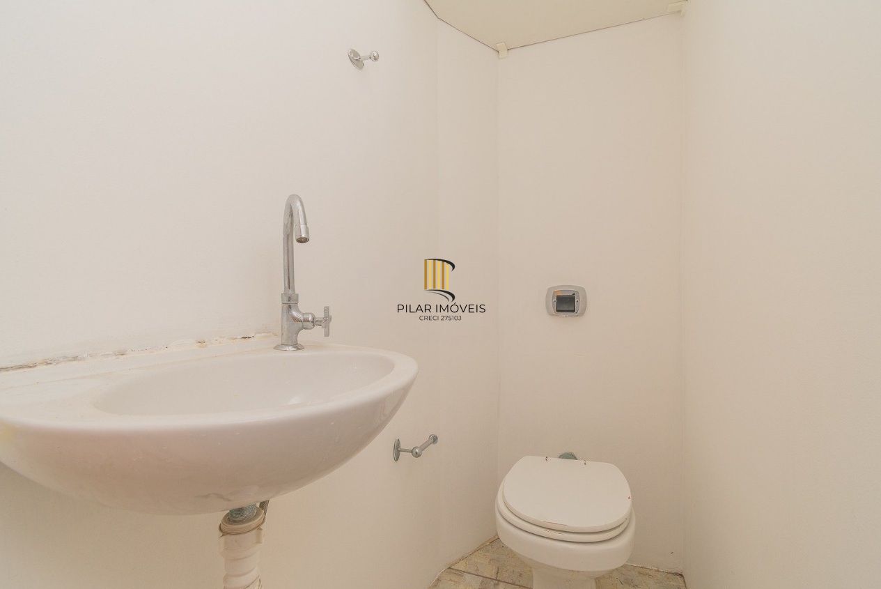 Apartamento Amplo de Esquina com 93m² no Bairro Petrópolis