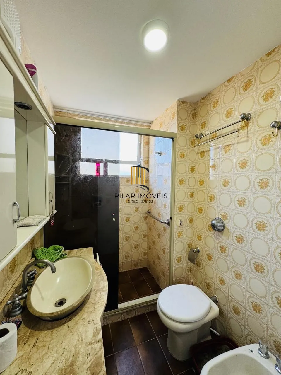 Apartamento  à venda com 2 quartos, 1 vaga coberta, 76m² - Petrópolis
