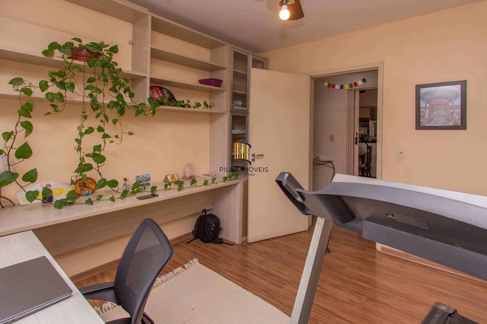 Cobertura ao lado do Bourbon Shopping