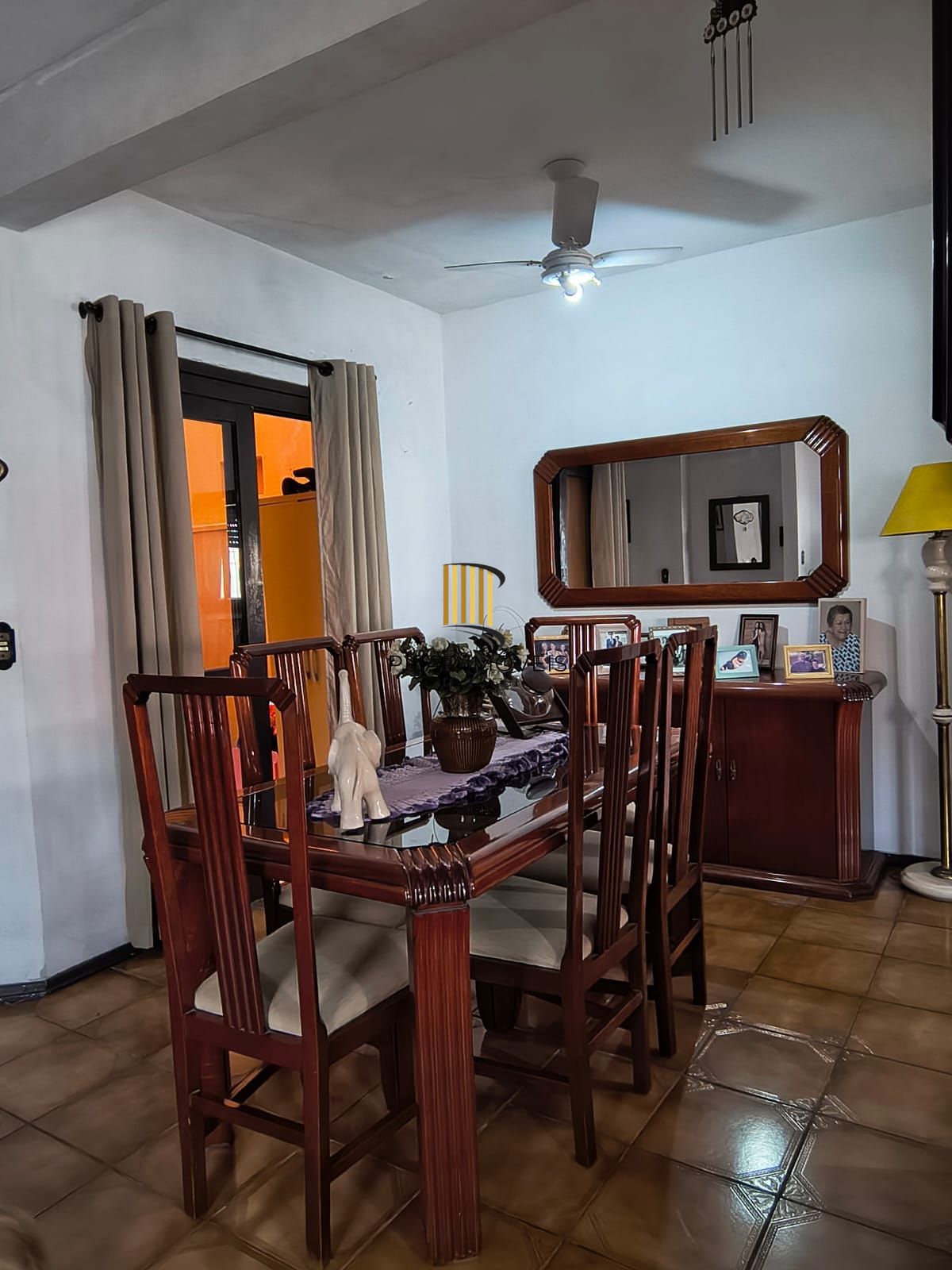 Sobrado 5 dorm em condominio com infra completa.