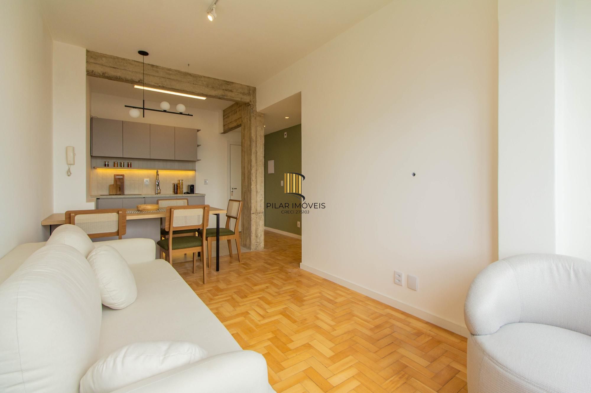 🌅  2 dormitórios junto ao Hospital Santa Casa, Reformado com Vista Única para o Guaíba