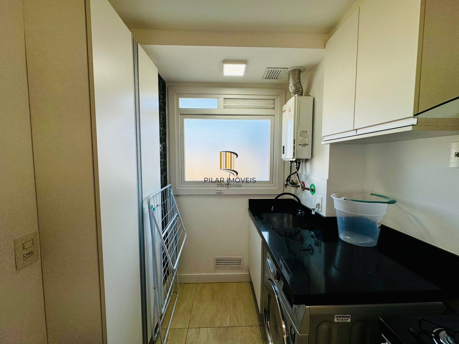 3 dormitórios, andar alto, mobiliado com lazer completo!