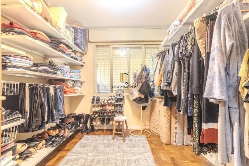 Apartamento de 3 Dormitórios com Garagem à Venda no Rio Branco, Próximo à Redenção