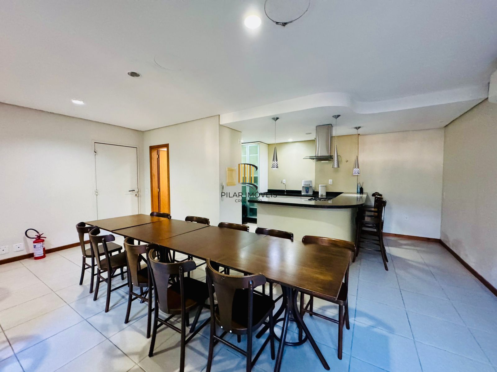 🏙️ Apartamento mobiliado à venda no coração do Petrópolis – Porto Alegre