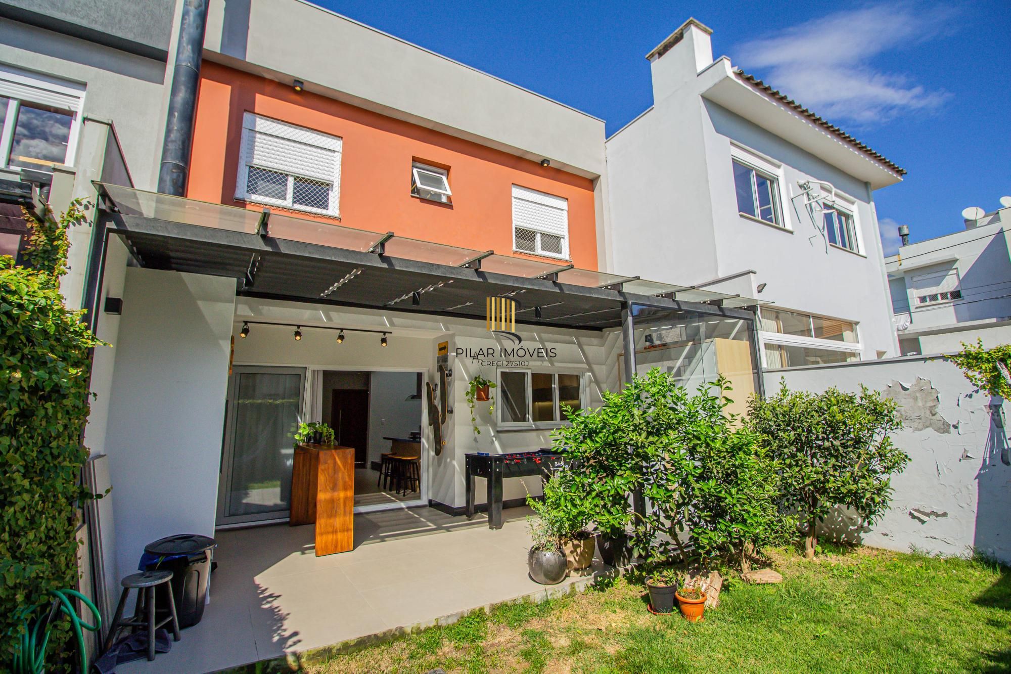Casa em condominio, com espaçp e segurança para sua familia!