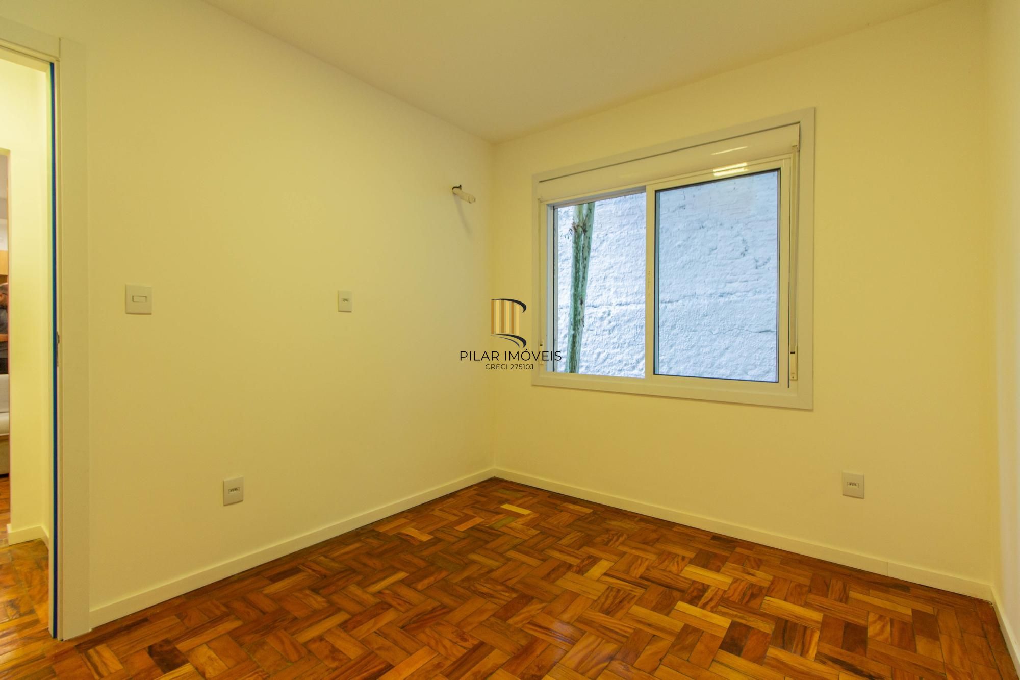 Apartamento Reformado e Semi Mobiliado no Bom Fim