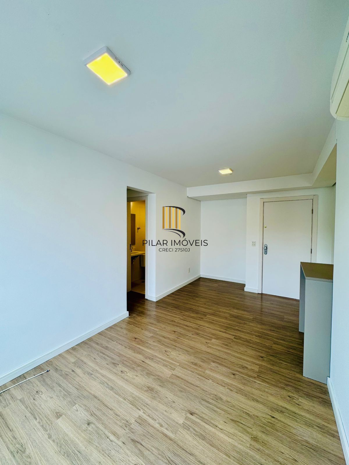 Apartamento 3 dormitórios com 1 suíte no bairro Petrópolis em Porto Alegre.