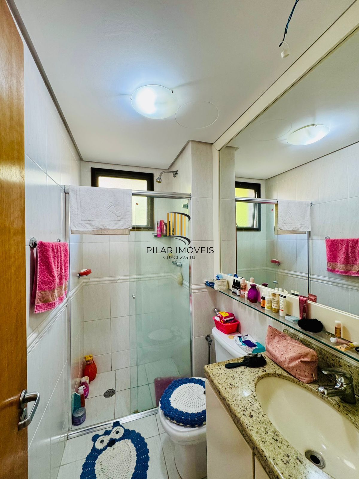 Cobertura no Coração do Petrópolis – 140m² de Conforto e Charme